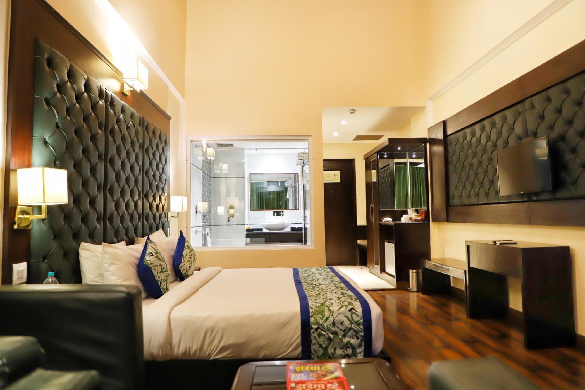 Deventure Shimla Hills Hotel Kandaghat Exterior photo