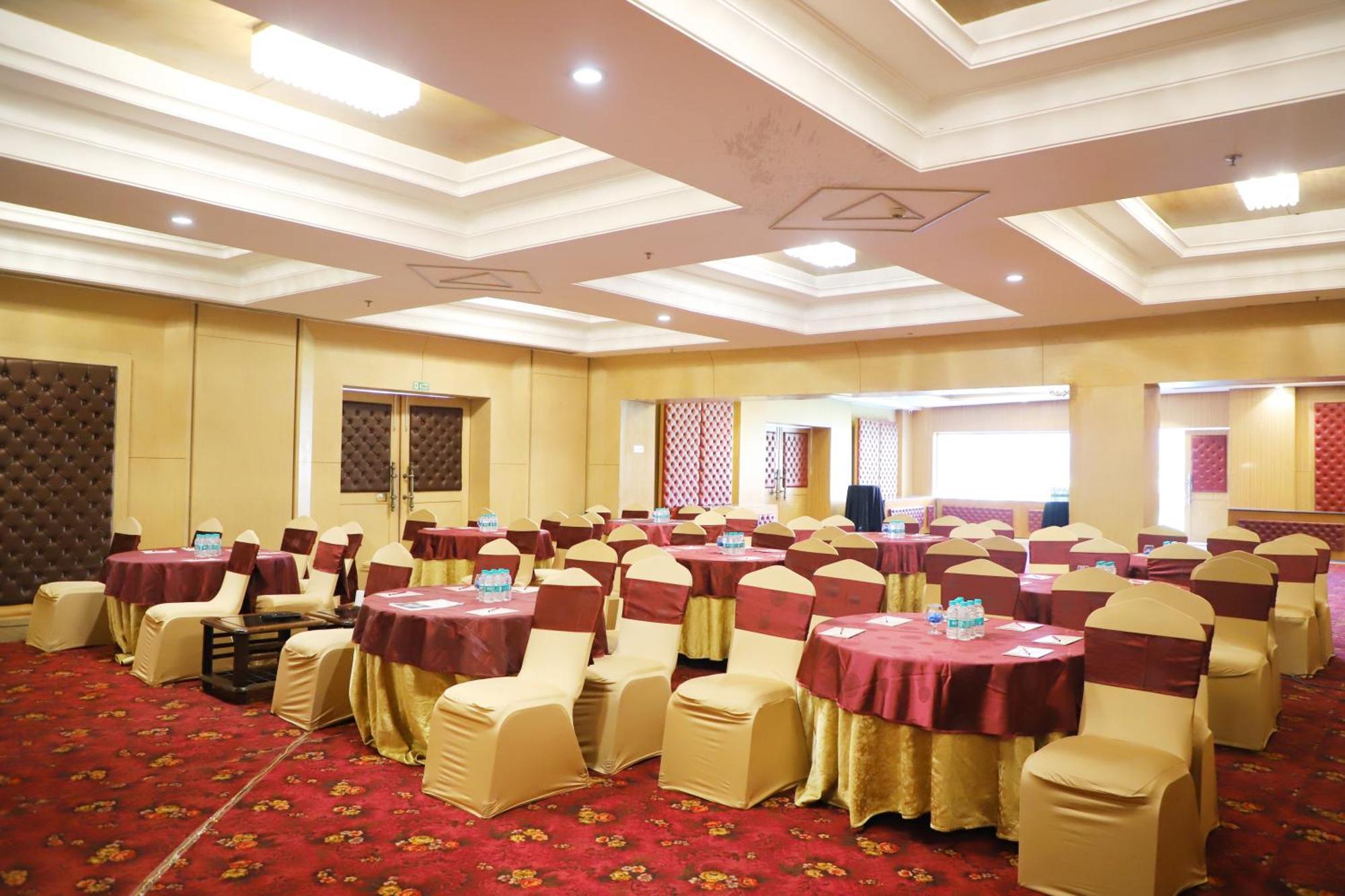 Deventure Shimla Hills Hotel Kandaghat Exterior photo