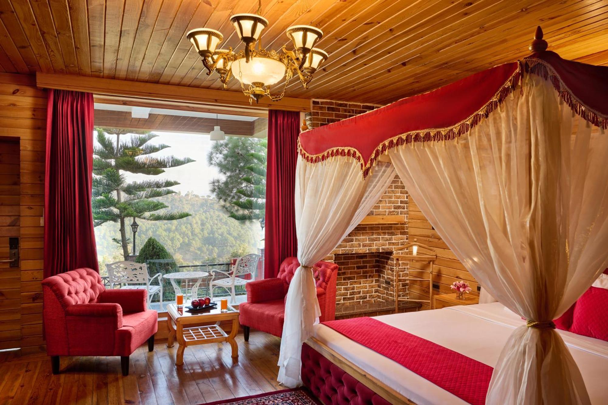 Deventure Shimla Hills Hotel Kandaghat Exterior photo