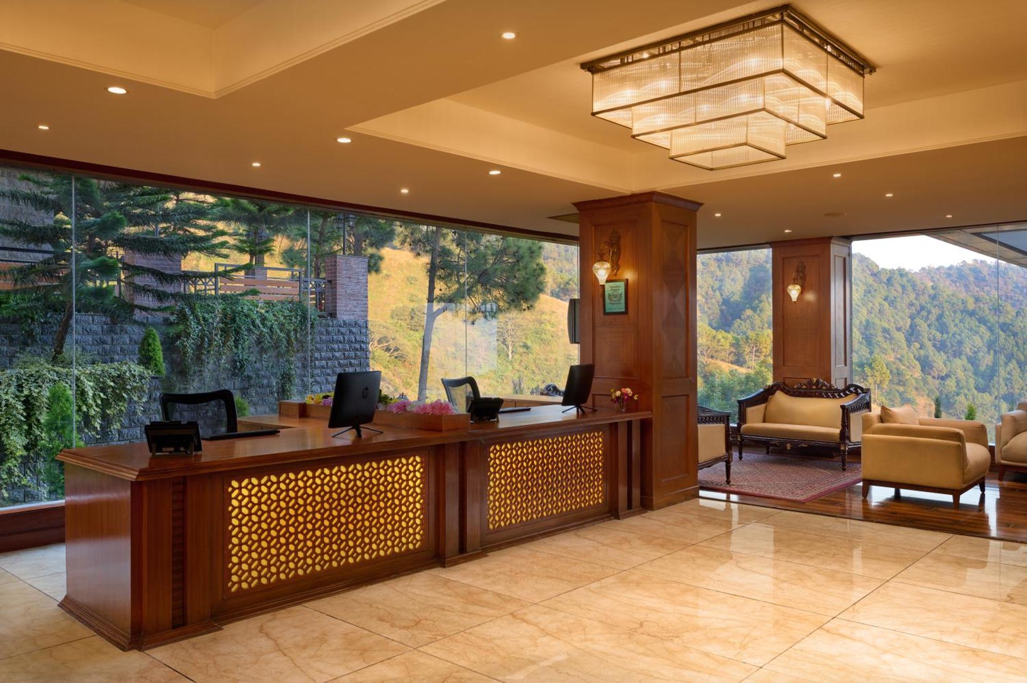 Deventure Shimla Hills Hotel Kandaghat Exterior photo