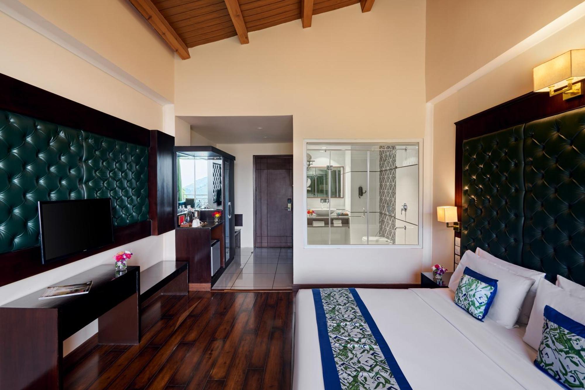 Deventure Shimla Hills Hotel Kandaghat Exterior photo