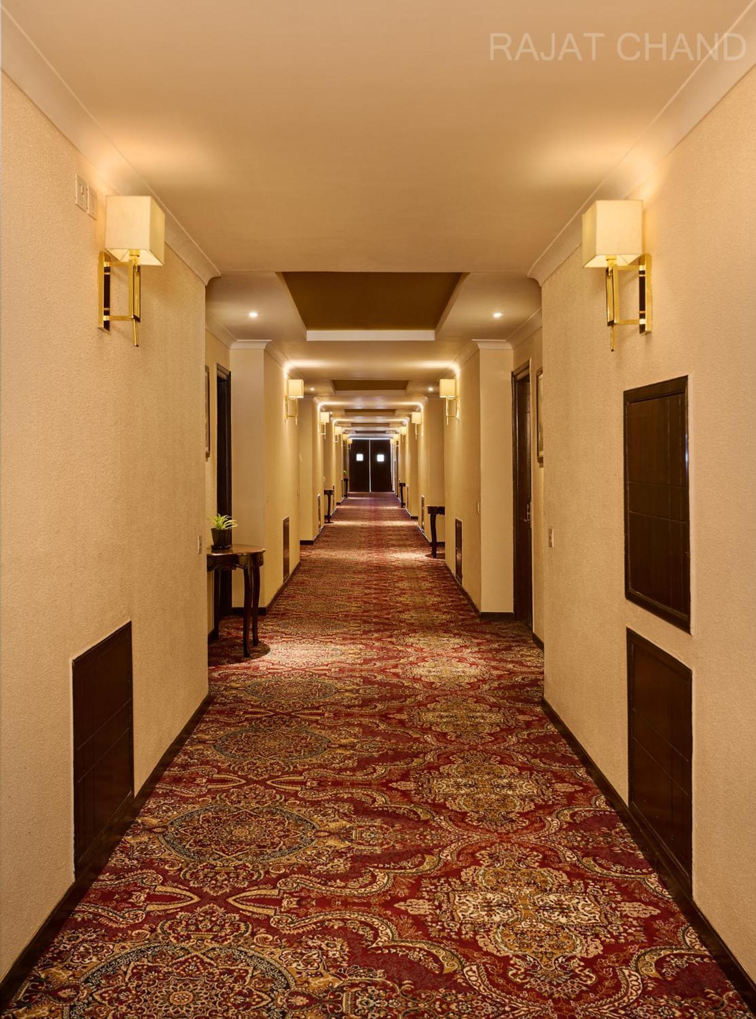Deventure Shimla Hills Hotel Kandaghat Exterior photo